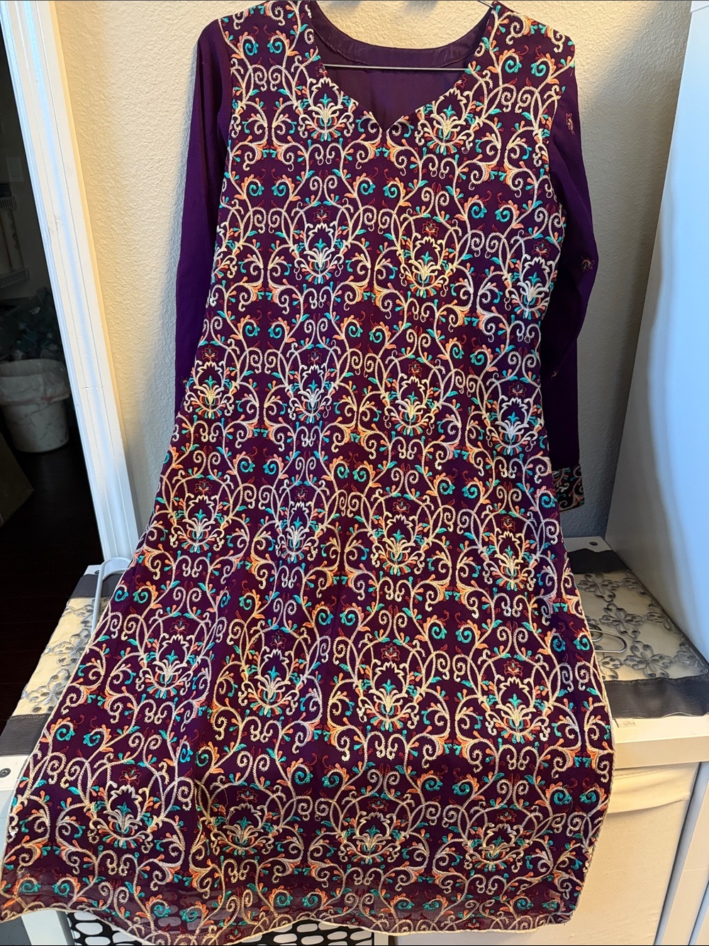 Pakistani Indian 3 piece Embroidered Purple Floral-Pattern Women’s Dress